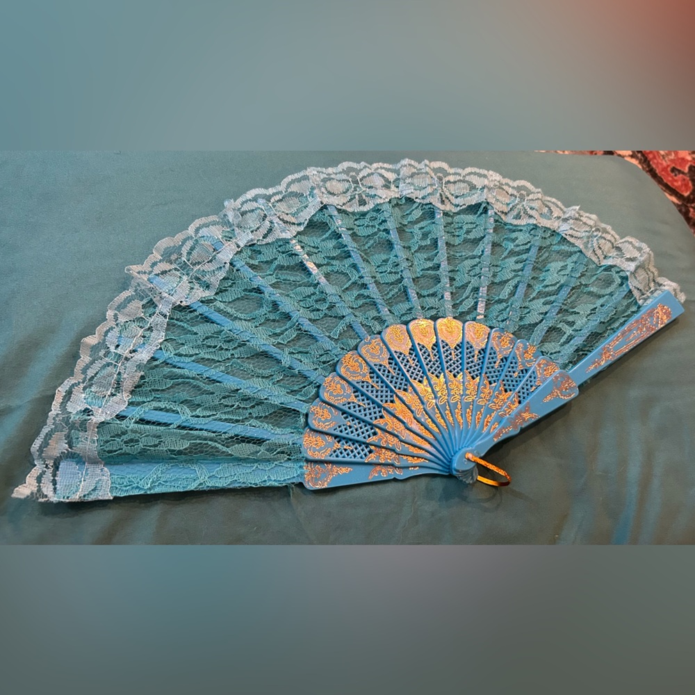 Decorative Lace Fans 5-pack bundle - Picture 2 of 8